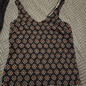 Sleeveless v-neck blouse size S